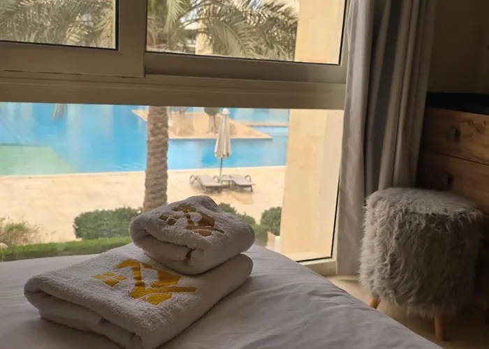 Mangroovy Serinity 2br Pool View Appartement *