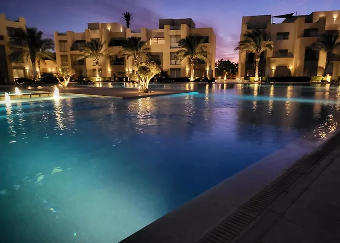 Apartment Mangroovy Serinity 2br Pool View